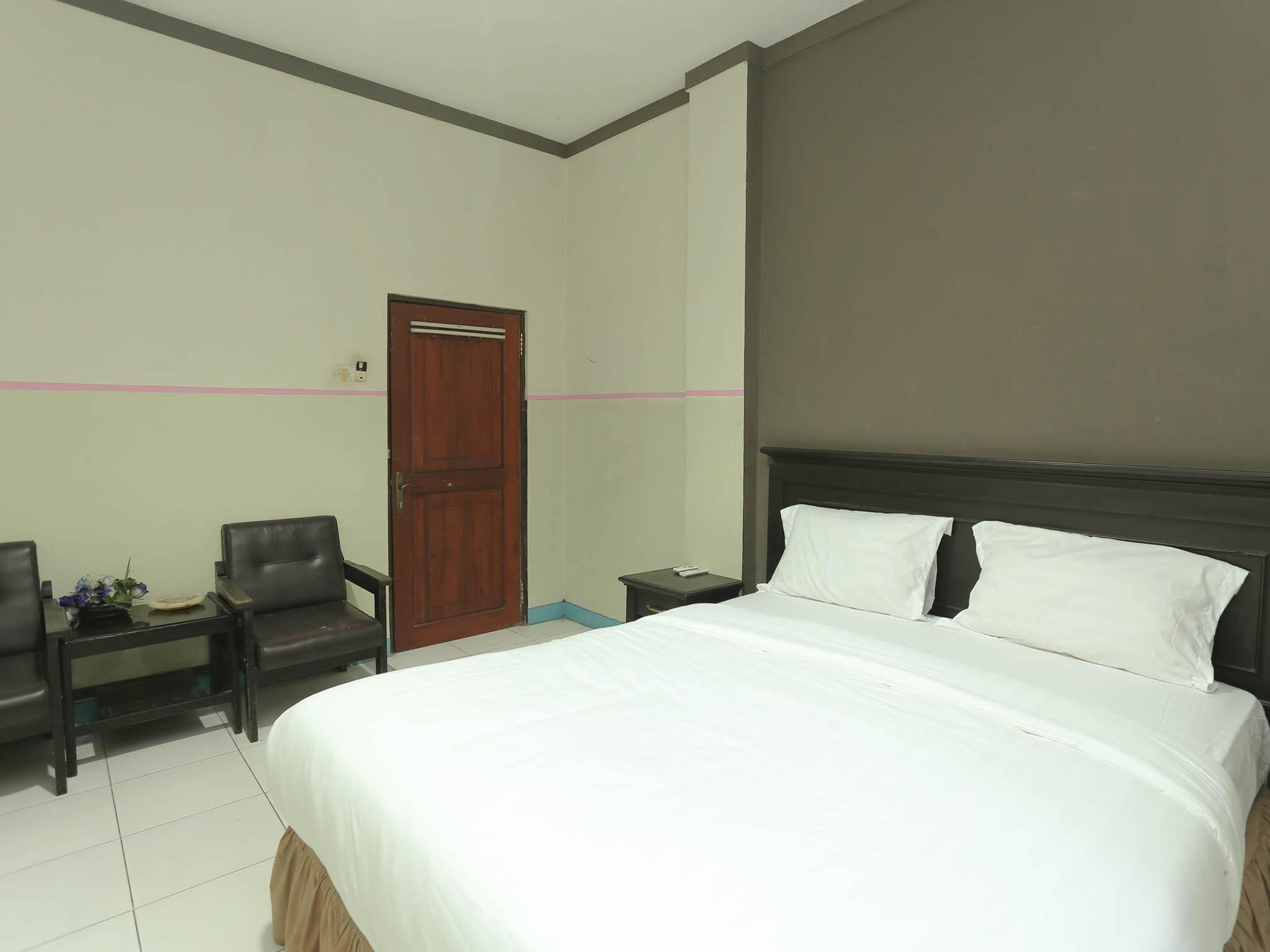 Urbanview Hotel Kharisma Banjarmasin Banjarmasin  Zewnętrze zdjęcie