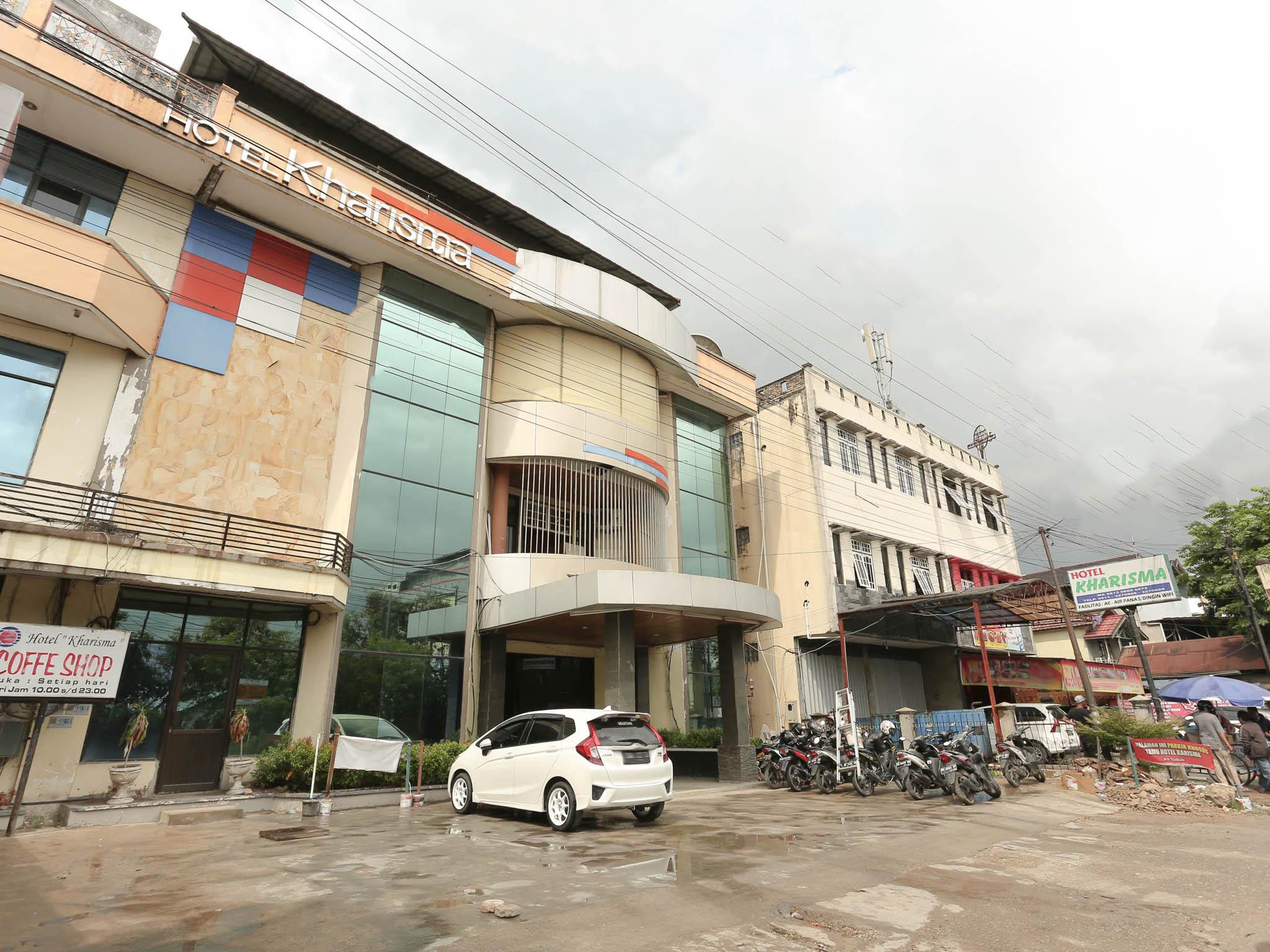 Urbanview Hotel Kharisma Banjarmasin Banjarmasin  Zewnętrze zdjęcie