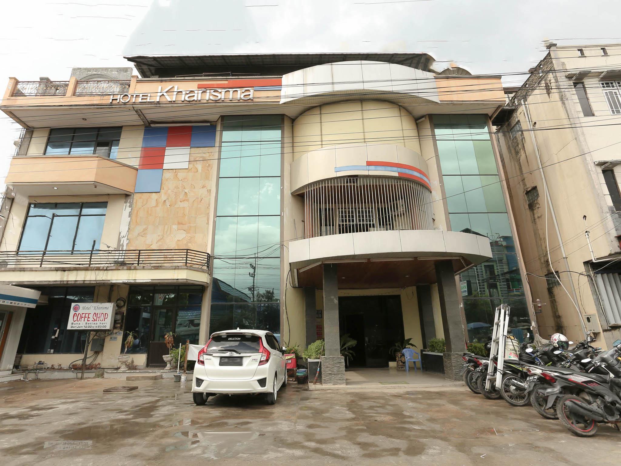Urbanview Hotel Kharisma Banjarmasin Banjarmasin  Zewnętrze zdjęcie