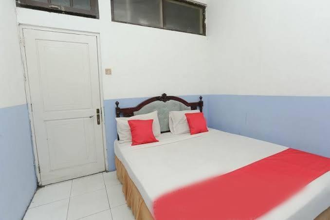 Urbanview Hotel Kharisma Banjarmasin Banjarmasin  Zewnętrze zdjęcie