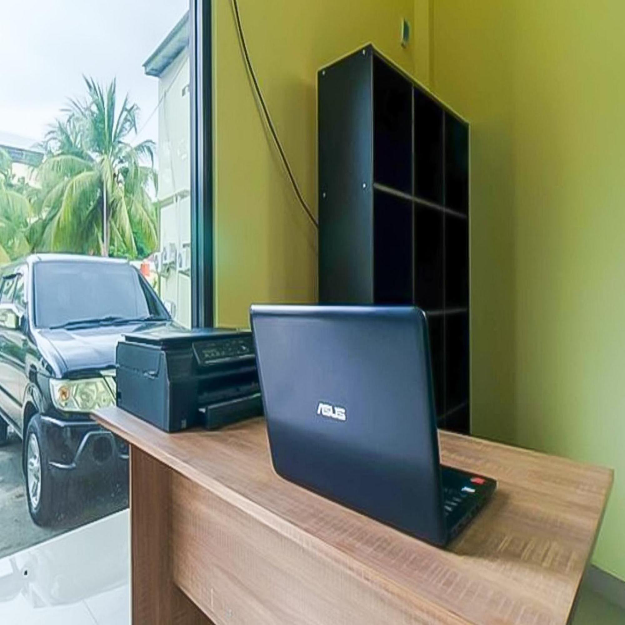 Urbanview Hotel Kharisma Banjarmasin Banjarmasin  Zewnętrze zdjęcie
